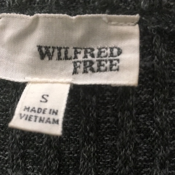 Wilfred Free Aritzia Cropped Sweater - Gray Rib Knit - Size Small - Picture 7 of 11